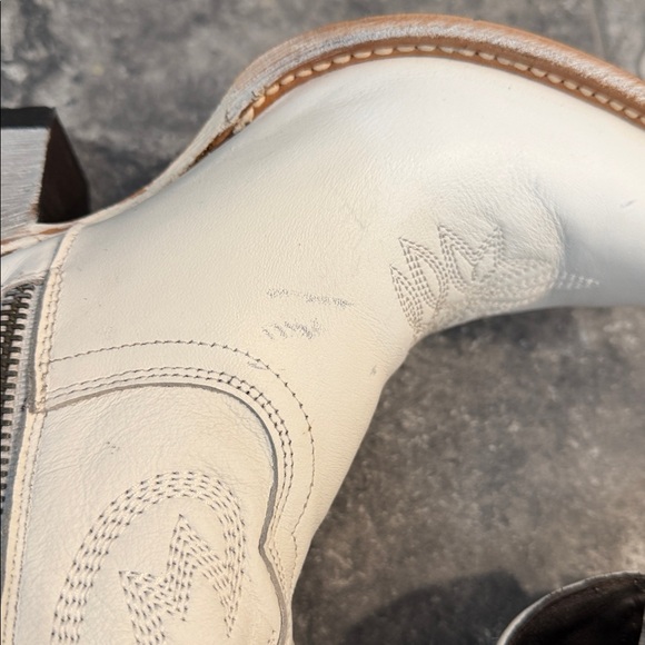 Lane White Leather Western Boots - Picture 5 of 8